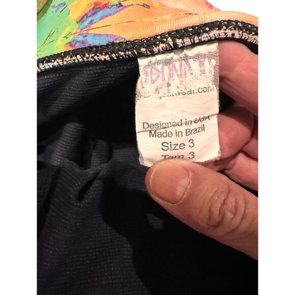 Dona Jo Abstract Multicolor Golf Tennis Pickleball Athletic Court Skort, XL - Picture 3 of 5